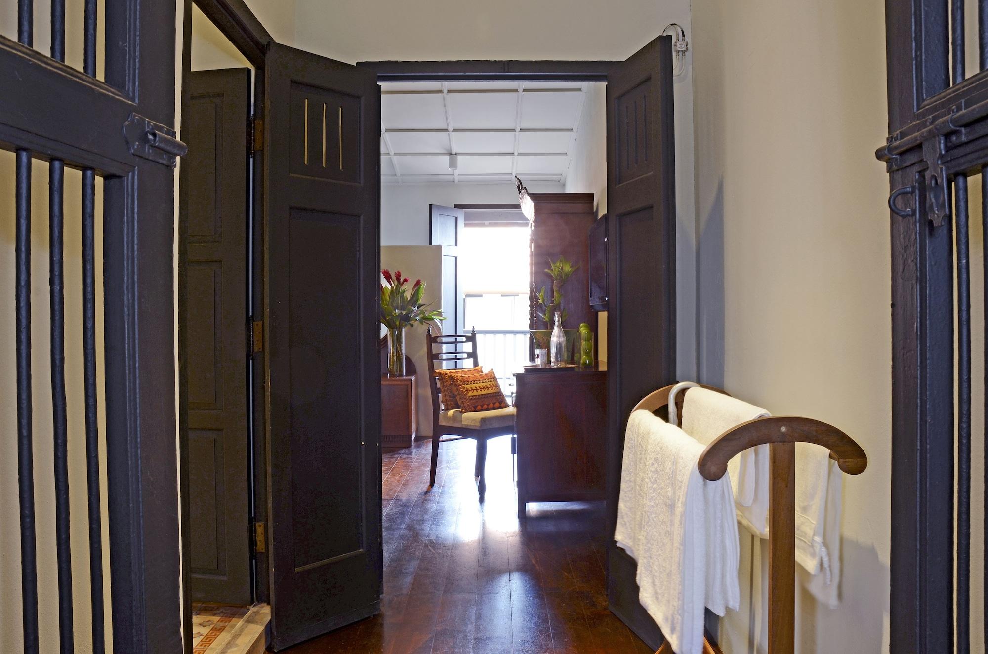 Noordin Mews Hotel